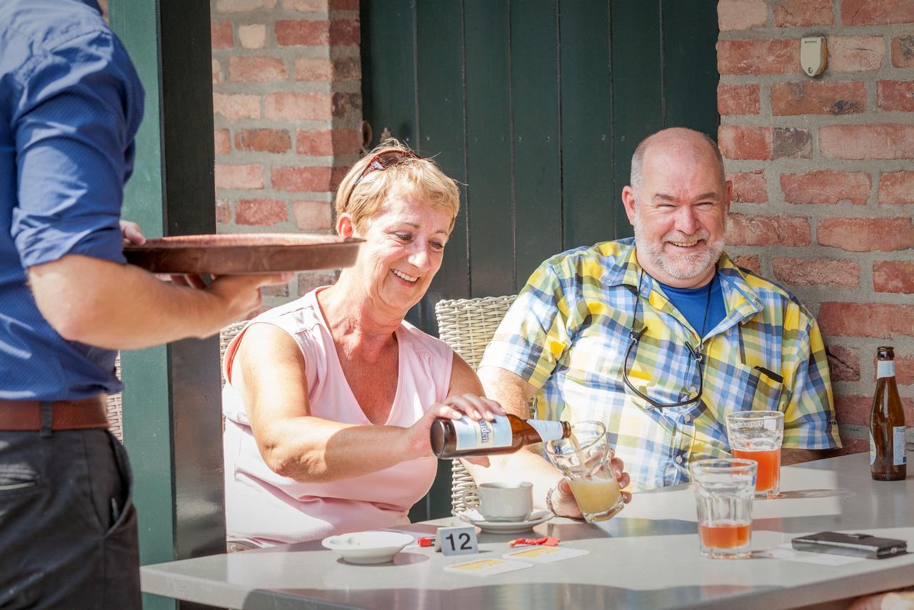 Hotel Restaurant De Roosterhoeve Roosteren Luaran gambar
